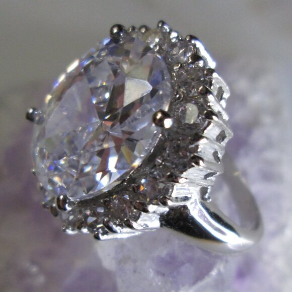 Sparkly Cubic Zirconia Cocktail Ring - Picture 5 of 10